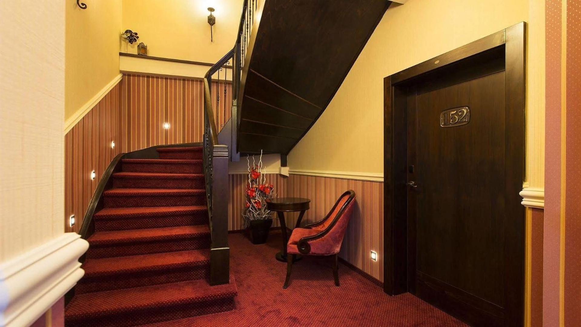 Hotel Dvorana كارلوفي فاري المظهر الخارجي الصورة