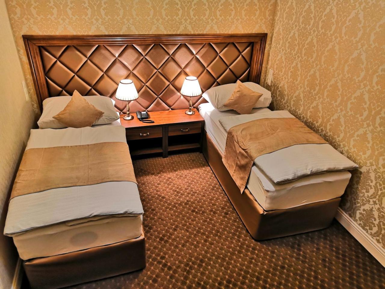 Hotel Dvorana كارلوفي فاري المظهر الخارجي الصورة